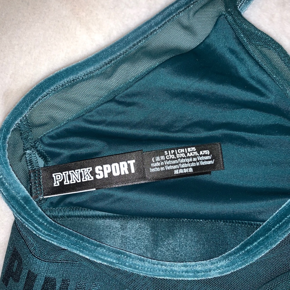 NWOT vs pink velvet sports bra - Picture 9 of 16